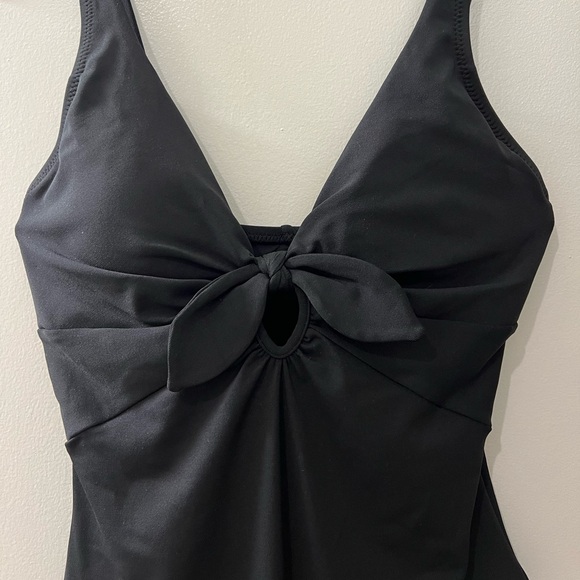 Robin Piccone one piece swimsuit - Picture 5 of 11